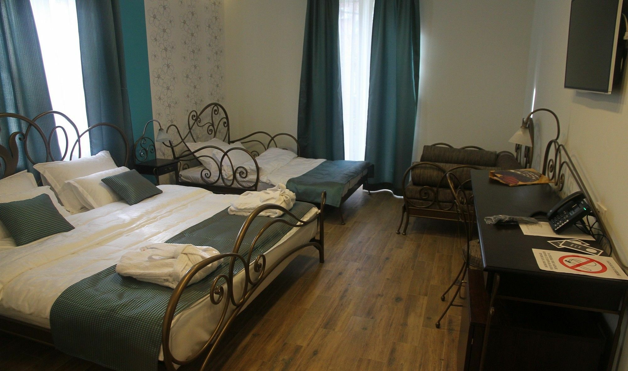 Hotel Dum By Muskat 3* Βελιγράδι